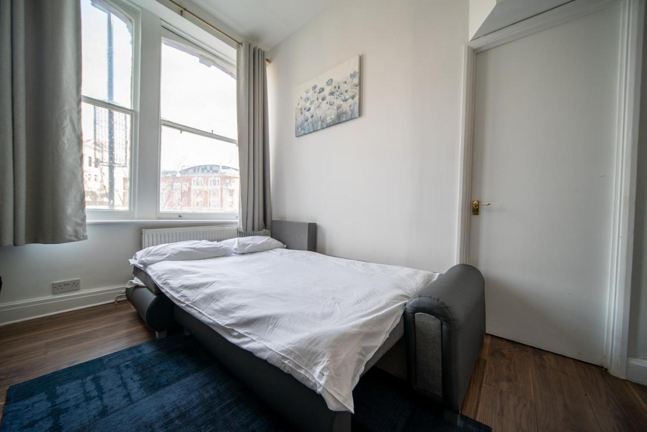 Spacious 2 Bedroom Apartment In Downtown London Exterior photo
